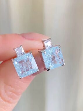 NEW Silver-Tone Light Blue CZ  Square Stud Earrings